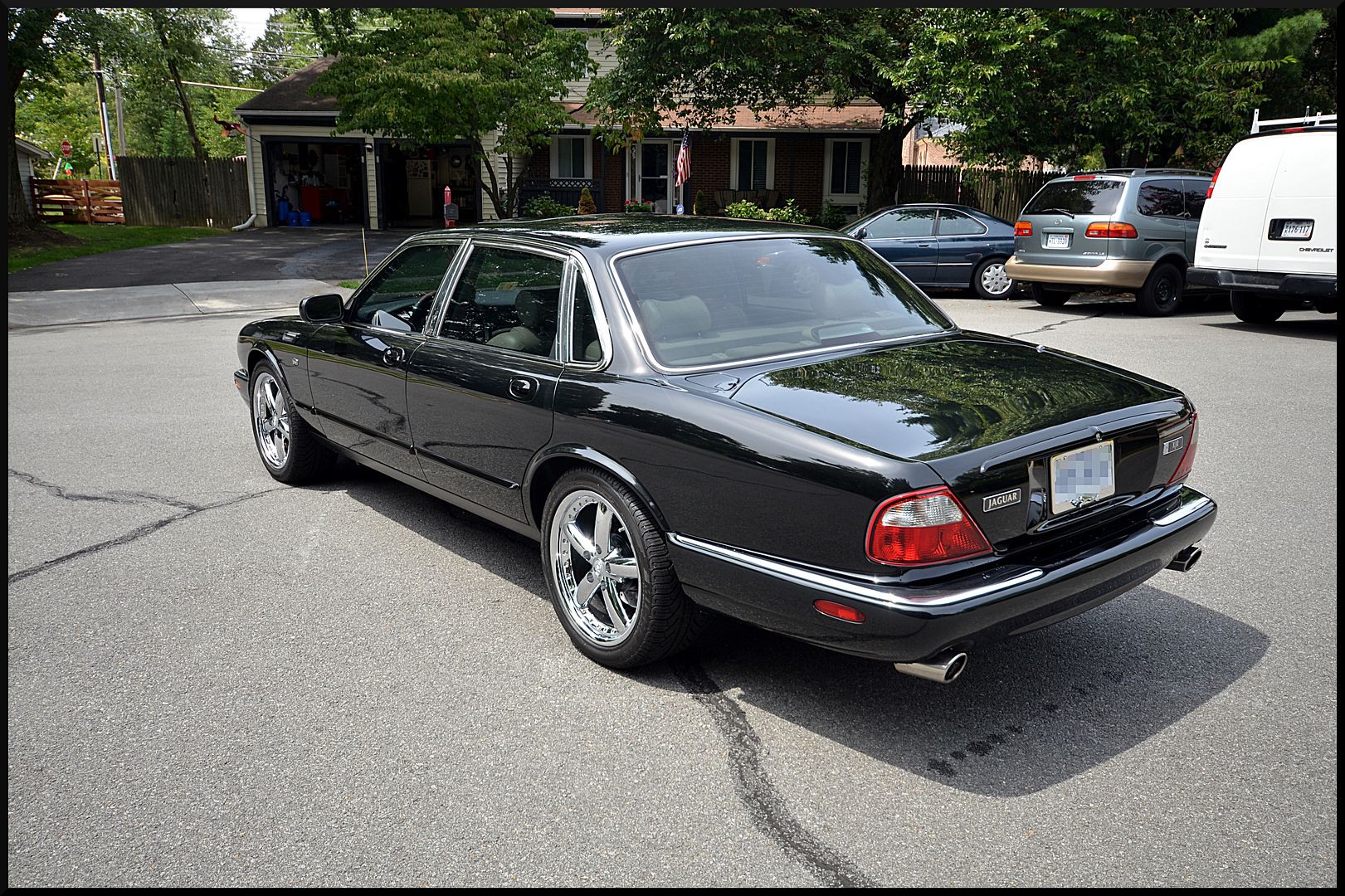 This image has been resized. Click this bar to view the full image. The